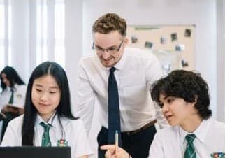 英国式カリキュラム(IGCSE・A Levels)